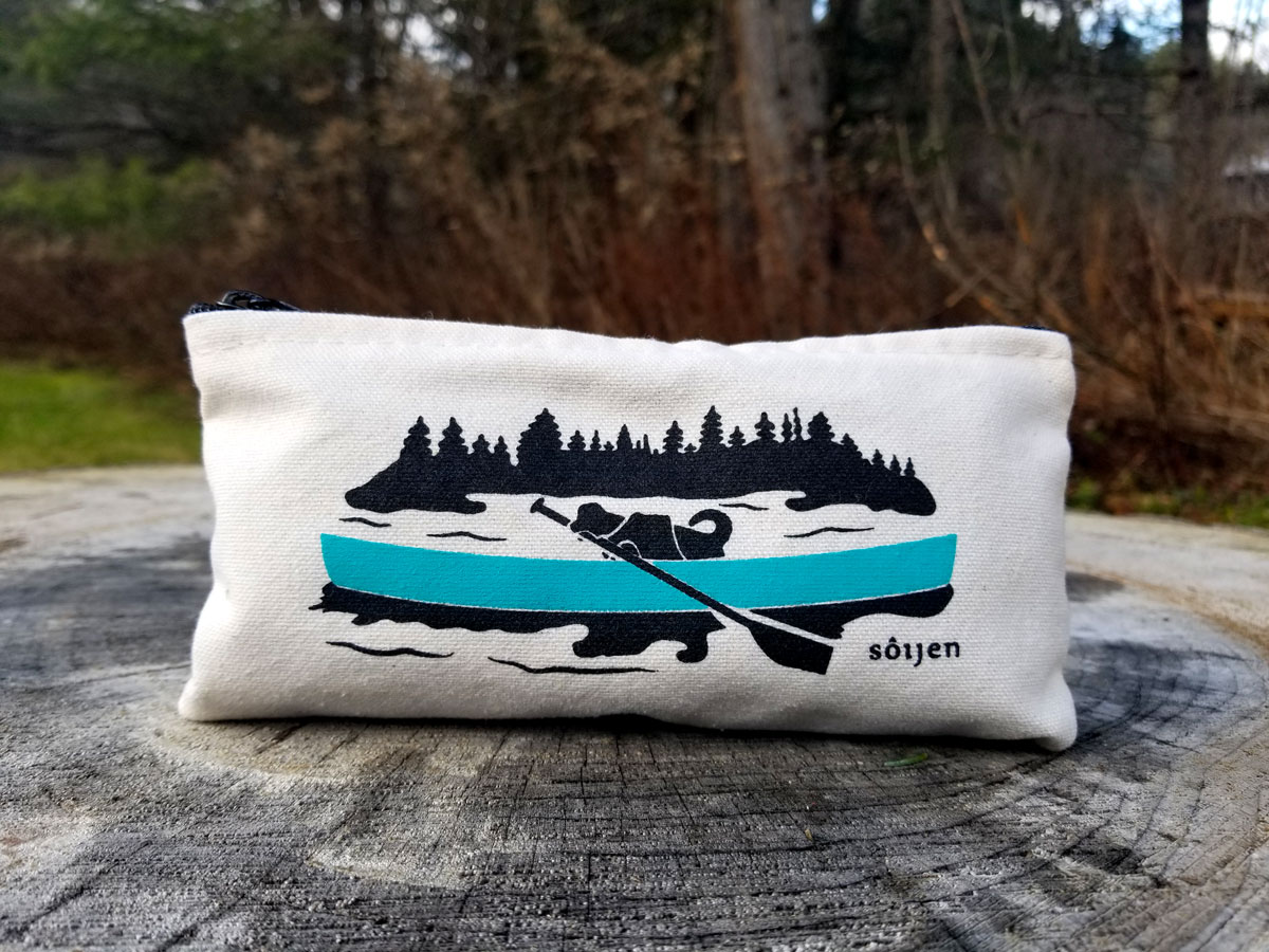 Canoeing Adventure Dog | Zippered Pouch